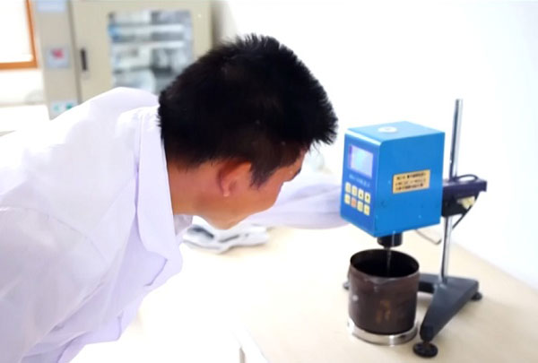 售后團(tuán)隊(duì)正在檢測(cè)